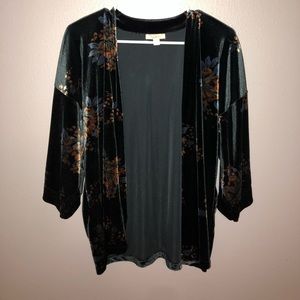 Loft Cardigan, Size One Size Fits Most